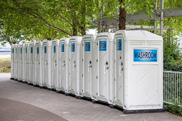 Best Best portable toilet rental  in Lyons, OR